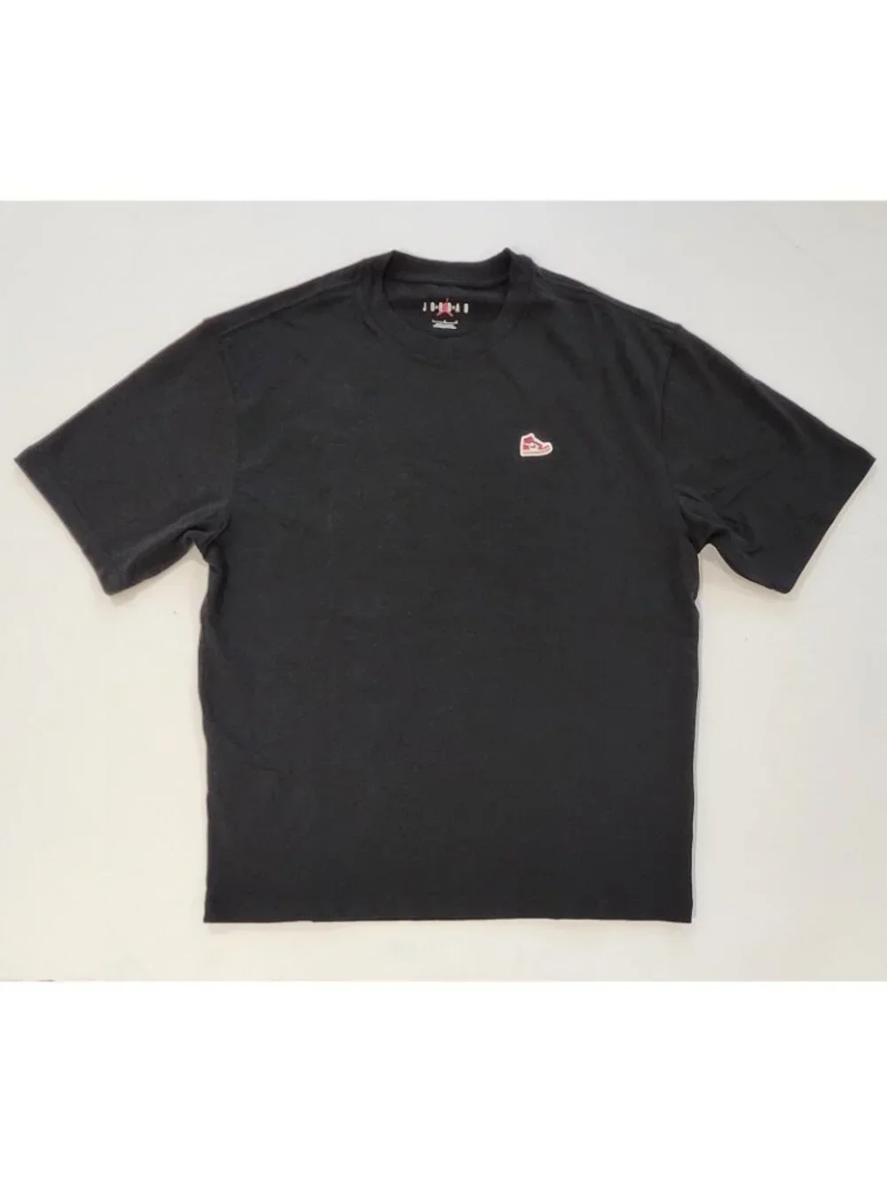 Air Jordan Mens Sneaker Patch Tee HJ2326-010
